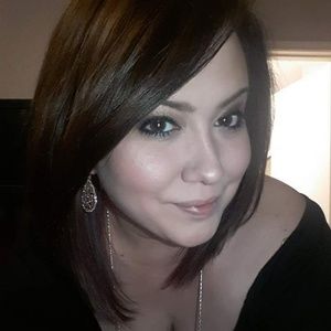 Meet your Posher, Nikki